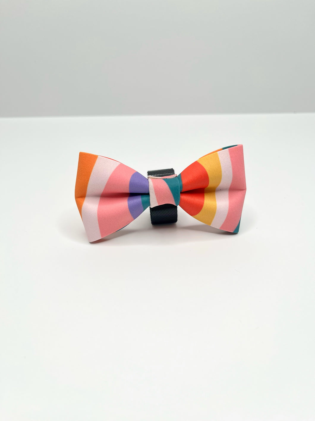 Abstract Bow Tie 1559